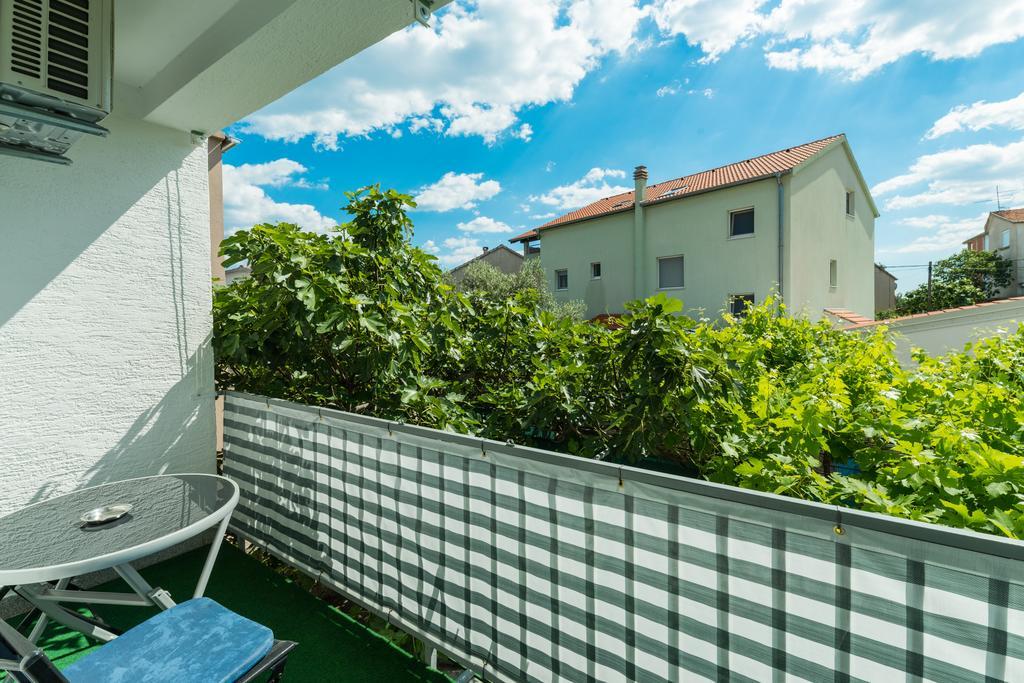 Apartments Brekalo Pakoštane Zewnętrze zdjęcie