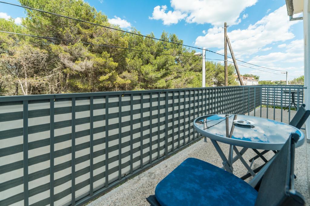 Apartments Brekalo Pakoštane Zewnętrze zdjęcie